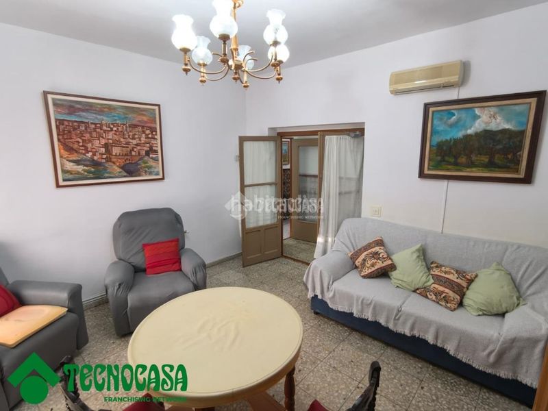Foto c32ce82f-4144-4ddc-933a-a915828ea31a. Casa aparellada amb calefacció a Gálvez