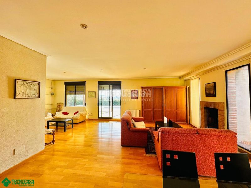 Foto 46849f5d-094b-4909-98a4-5cf8c2d9c1b8. Casa  en venta en Layos