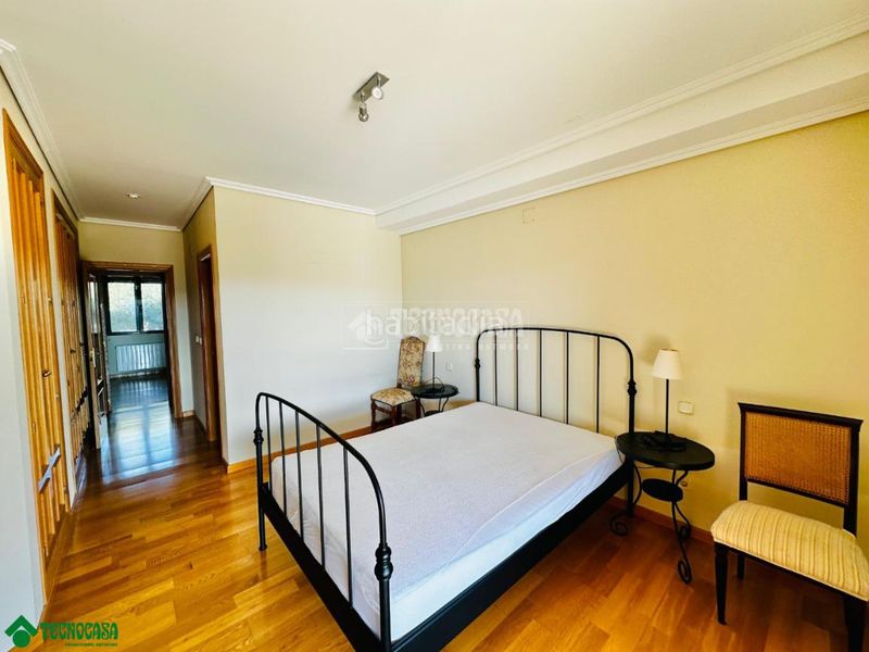 Foto 5129f85f-db4f-472d-8a53-1d9a63989dac. Casa  en venta en Layos