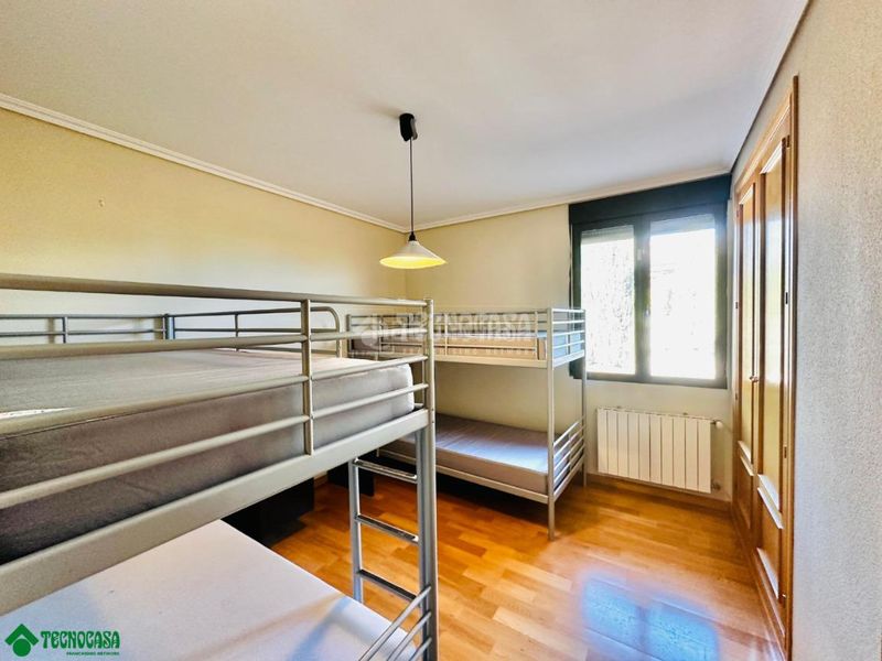 Foto 612f5c24-5e00-4297-8a02-cc9f25d683e8. Casa  en venta en Layos