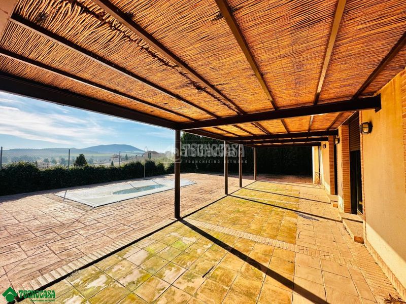 Foto e35b3be1-27eb-4093-b7f4-c5a329a929ce. Casa  en venta en Layos