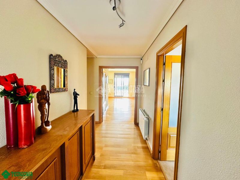 Foto f5eca94c-9fc4-4b2a-88a8-1cf84e2cefb7. Casa  en venta en Layos