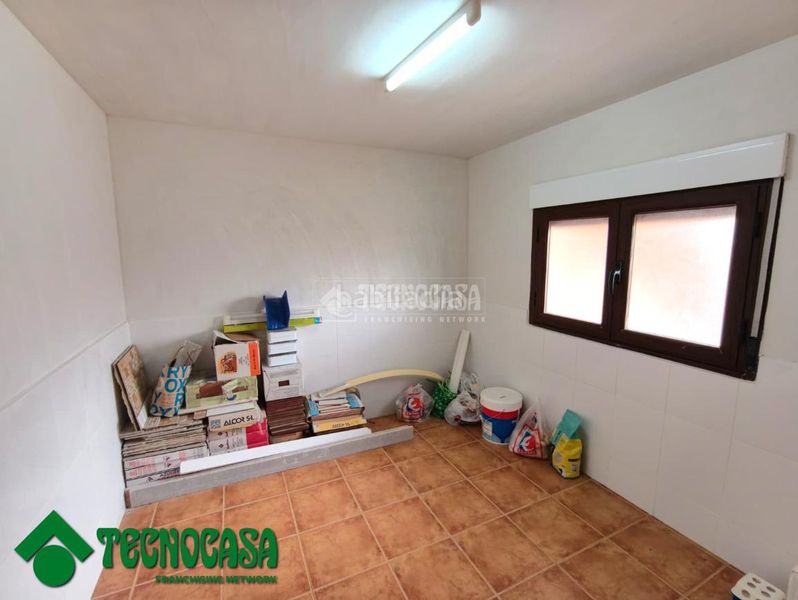 Foto 98843926-e556-4809-949e-5f2521f1f377. Casa aparellada amb aparcament a Gálvez