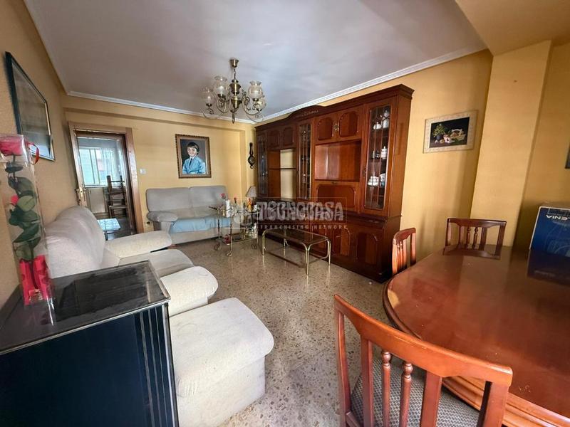 Foto ff0b2e61-3cf3-4038-8d3e-79c7cdb0341e. Pis amb calefacció aparcament a San José Alto Zaragoza