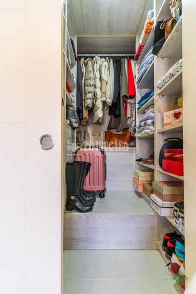 Foto ad5220ef-6d67-4fee-9788-5d414a968d35. Casa aparellada a Centro Puerto Real