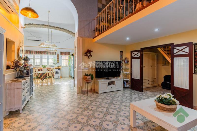 Foto 9740f4c6-4128-4758-9673-81c2c7db0c55. Casa in Centro Puerto Real