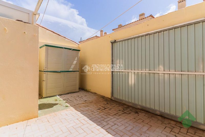 Foto cbd6a81c-452a-43de-9657-a421f53b74d2. Casa a Las Canteras Puerto Real