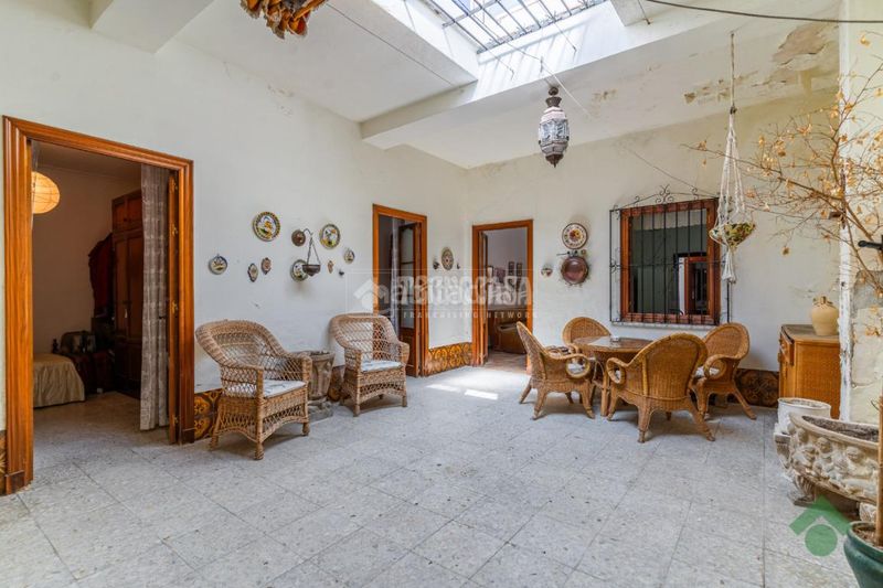 Foto 335cf5b2-c227-4292-8aec-b52e5bb097c3. Casa aparellada a Centro Puerto Real