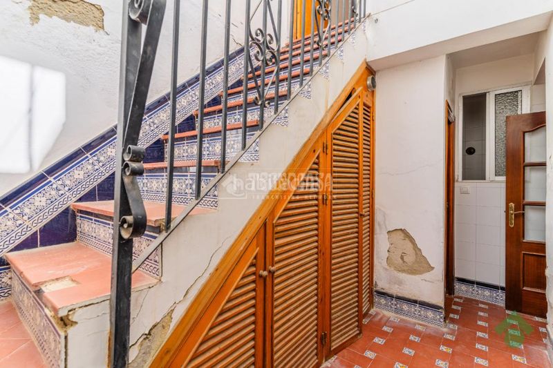 Foto 9f59d00e-0c1a-4bad-a219-671753a38584. Casa aparellada a Centro Puerto Real