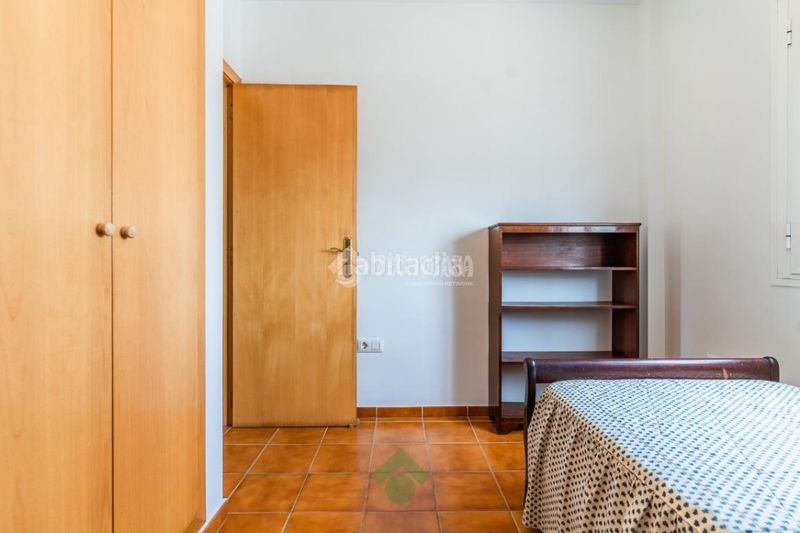 Foto 8c22d427-e306-42b7-9a0f-2a0b57f7d92d. Casa aparellada amb aparcament a Las Canteras Puerto Real