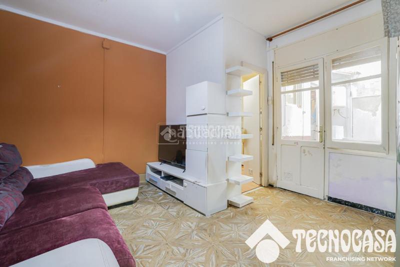 Foto 3881c200-a9fd-4812-a783-be42f68605d4. Casa pareada casa en venta en Ca n'Anglada Terrassa