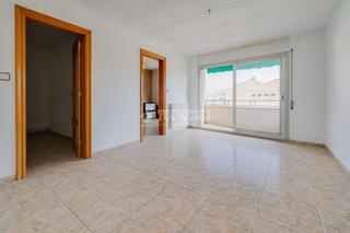 Pis  Carrer de mossèn àngel rodamilans. Piso en venta en terrassa