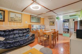 Piso  Carrer de badajoz. Piso en venta en terrassa