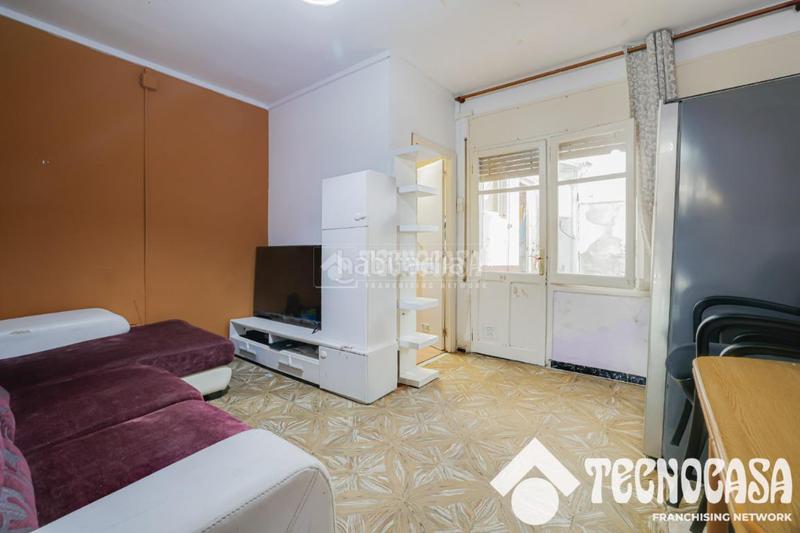 Foto bfefbb72-b9aa-413f-8a80-62452d09aef7. Piso  en venta en Ca n'Anglada Terrassa