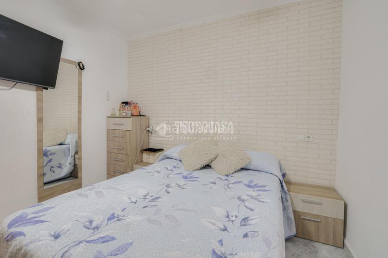 Foto 71d92150-edde-446b-b4e1-eba08ef5aae2. Flat with heating in Ca n'Anglada Terrassa