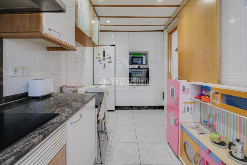 Foto 82e4f846-d72f-40f7-ace9-ab5a525cb157. Flat with heating in Ca n'Anglada Terrassa