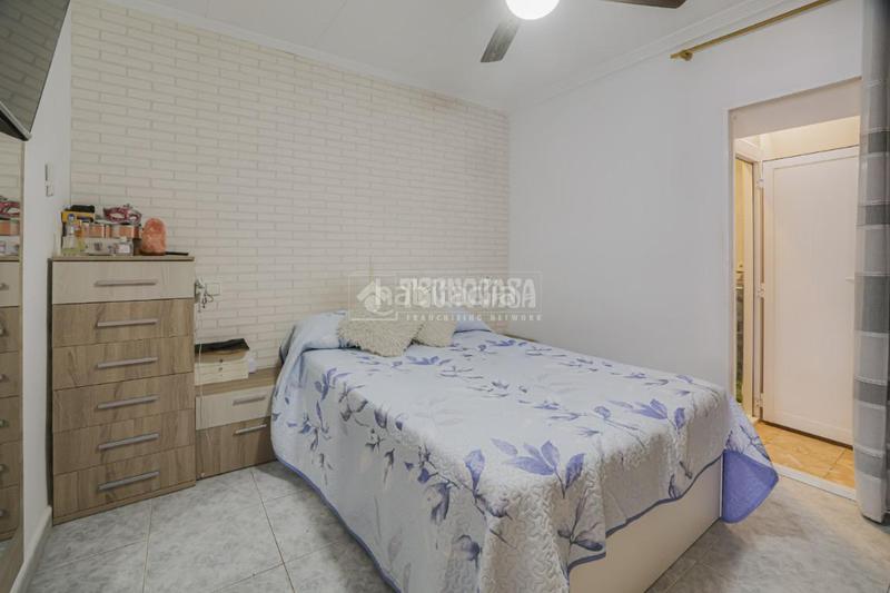 Foto e3af1367-7d9d-4a83-af58-7d22f41d7ccf. Flat with heating in Ca n'Anglada Terrassa