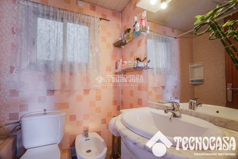 Foto 67007c29-7263-4e3b-bc40-d438fdffabc7. Pis a Ca n'Anglada Terrassa