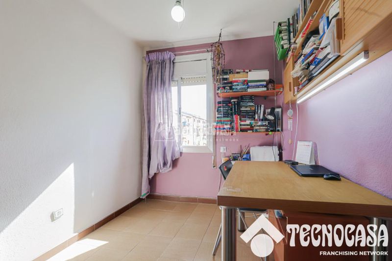 Foto 8a01af4d-e619-4ffd-a505-7f602fd5a3a9. Pis a Ca n'Anglada Terrassa