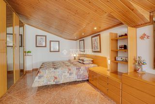 Towny house  Carrer de la mare de déu del socors. Casa en venta en terrassa