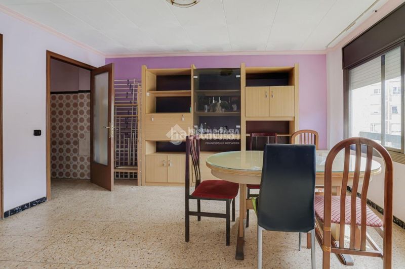 Foto 0e16d7ed-b35d-440d-8ba9-8413546a86b7. Pis a Ca n'Anglada Terrassa