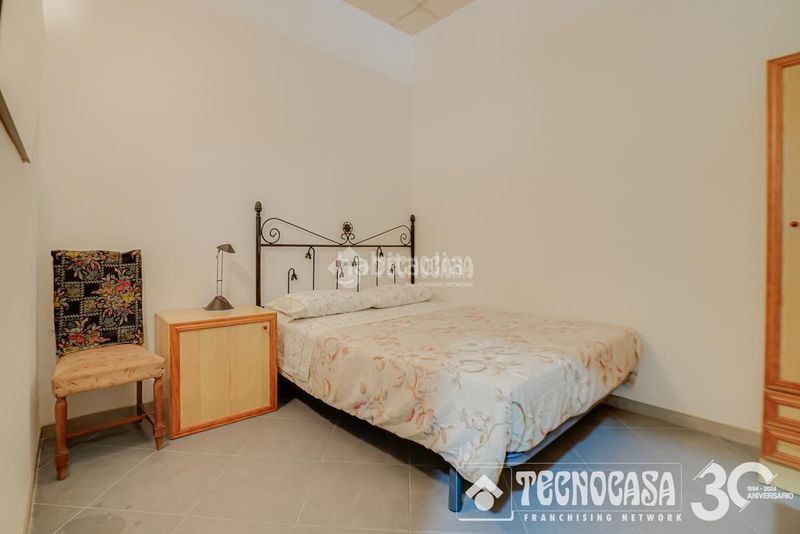 Foto 45fa7243-ad5d-4d14-8780-efc6285a1572. Casa aparellada a Barri del Centre Terrassa