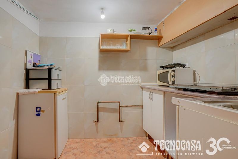 Foto 5c756b1c-e25a-4ac6-9044-93aaca611fd5. Casa aparellada a Barri del Centre Terrassa
