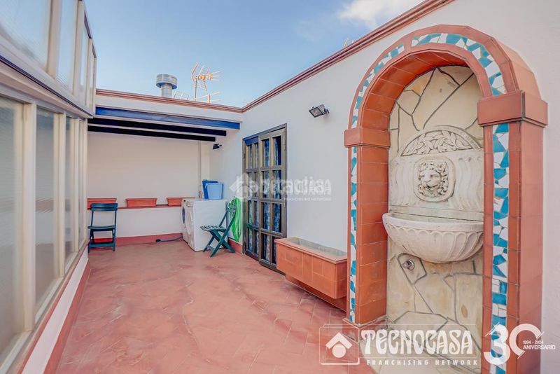 Foto cd378d97-49ee-40f7-bb61-494bcec170f7. Casa aparellada a Barri del Centre Terrassa