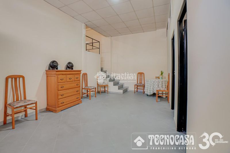Foto f0e784c7-d8ce-4f59-9f5b-8cf5e95b46b3. Casa aparellada a Barri del Centre Terrassa