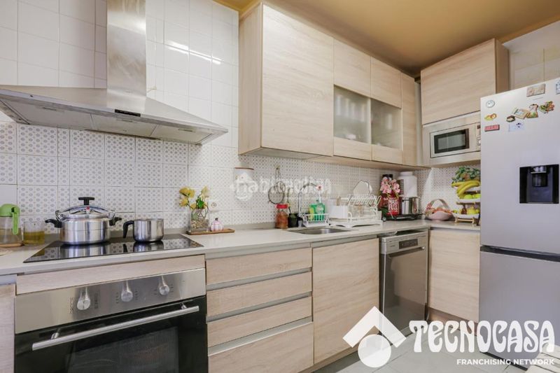 Foto a49c4d26-89d6-47d9-b2c4-758e503ae175. Pis a Ca n'Anglada Terrassa