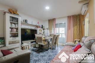 Pis  Av. de barcelona. Piso en venta en terrassa