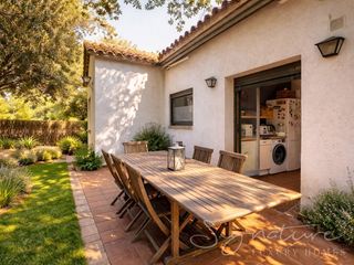 Haus  Calle tortora. Encantadora casa a cuatro vientos con jardín llano en valldoreix