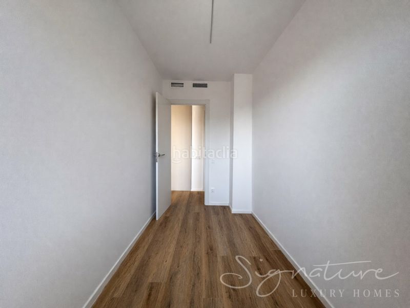 Foto 36da86ee-98fd-44a1-b30d-22cd931d418d. Rent flat with parking pool in Abrera