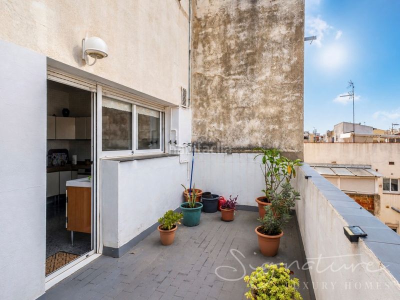 Foto 30e666d5-5c10-47a8-8cd8-7a8b74ba9e69. Edificio prestigioso edificio con infinitas posibilidades en el centro urbano de lhospitalet de llobregat barcelona en Hospitalet de Llobregat (L´)