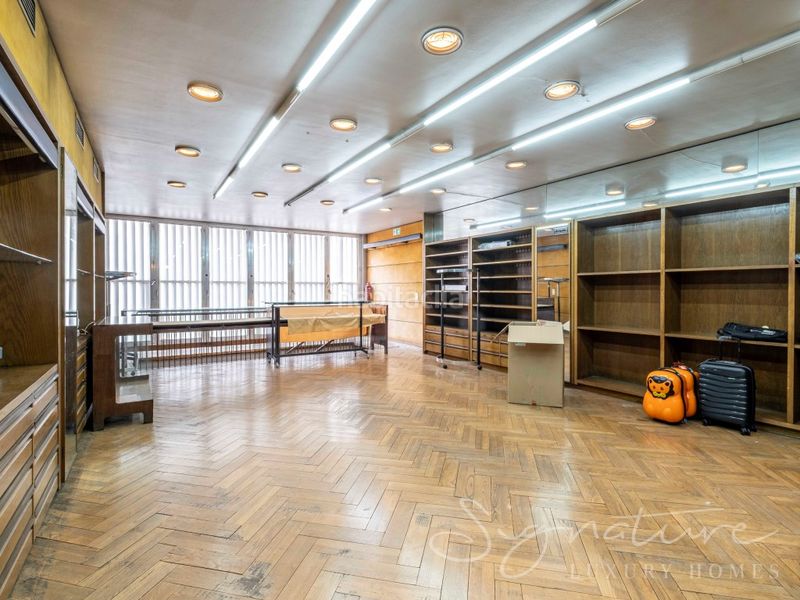 Foto 50a4143b-3263-463c-91fb-d54cdf6e3acb. Edificio prestigioso edificio con infinitas posibilidades en el centro urbano de lhospitalet de llobregat barcelona en Hospitalet de Llobregat (L´)