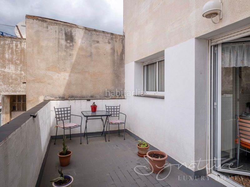 Foto f9b90565-a2dc-4e42-933b-8bbf988145d7. Edificio prestigioso edificio con infinitas posibilidades en el centro urbano de lhospitalet de llobregat barcelona en Hospitalet de Llobregat (L´)