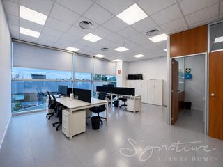 Büro  Avenida corts catalanes. Oficina en venta de 67 m2 en trade center sant cugat barcelona