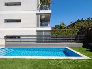 Pis a Calle eduard maria balcells s/n. Exclusivo piso de gran tamaño con 5 habitaciones y gran terraza