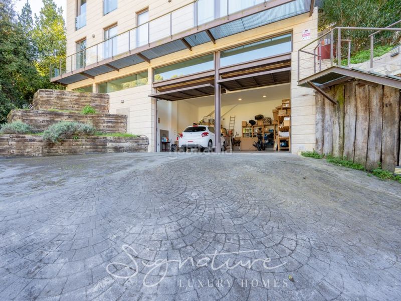 Foto ae2135dd-e322-40dc-a7d2-5594893b863a. Casa amb aparcament a Vallvidrera - Tibidabo - Les Planes Barcelona