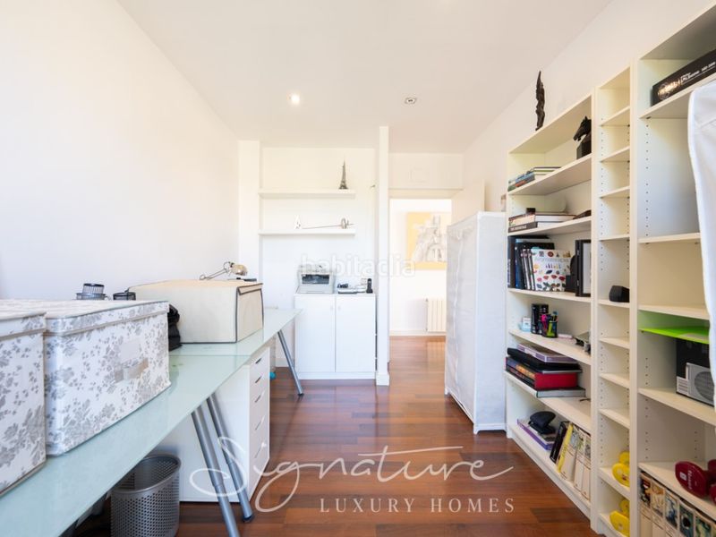 Foto e06de2f6-4c6f-4c83-ab5a-7b53b9e0ce20. Casa amb aparcament a Vallvidrera - Tibidabo - Les Planes Barcelona