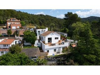 Location Maison  Calle catalpa. Óasis en medio de la naturaleza casa independiente con piscina y