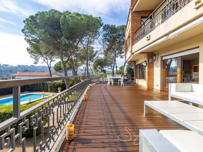 Foto cf642a1e-8666-4ed5-b4ee-300494d699bf. Casa in avenida mas fuster s/n in Valldoreix Sant Cugat del Vallès