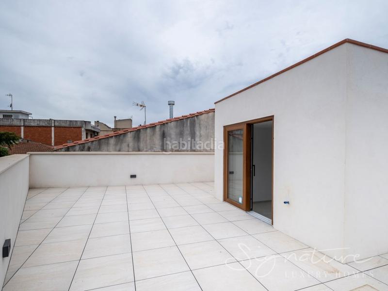 Foto 50e5afcd-b40a-46e1-9439-f7e3739840e2. Àtic a carrer de santiago rusiñol s/n a Centre - Estació Sant Cugat del Vallès