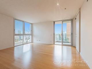 Apartament  N/a. Luminoso y espacioso piso de 3 dormitorios en larxiu sant cugat.