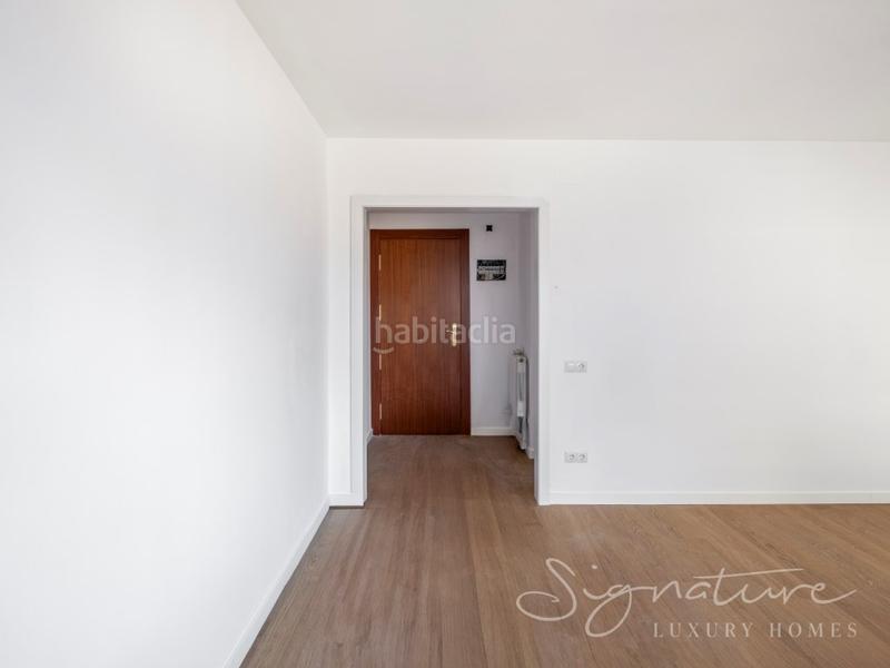 Foto a9ef2dbc-c05f-4464-a87c-24da93a3e45e. Apartament a calle monturiol s/n a Progrés Rubí