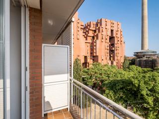 Lloguer Pis a Centre. Coqueto piso amueblado con vistas de película a un paso de barce