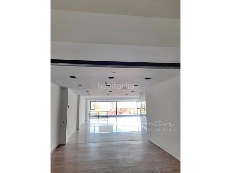 Foto 466e8ca2-baa9-4e1a-92e7-823aa93750ba. Location local commercial dans avenida corts catalanes 2 dans Sant Cugat del Vallès