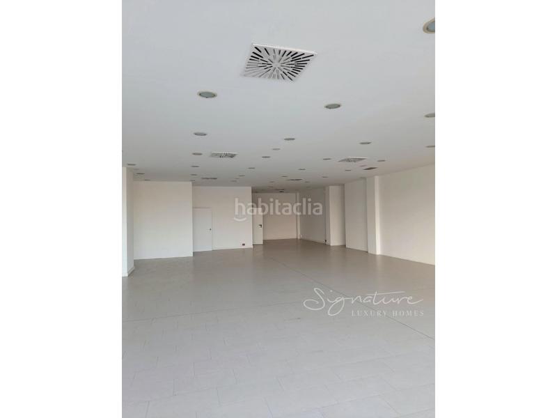 Foto 716abe1d-5011-4ef8-87f2-00299148559a. Location local commercial dans avenida corts catalanes 2 dans Sant Cugat del Vallès