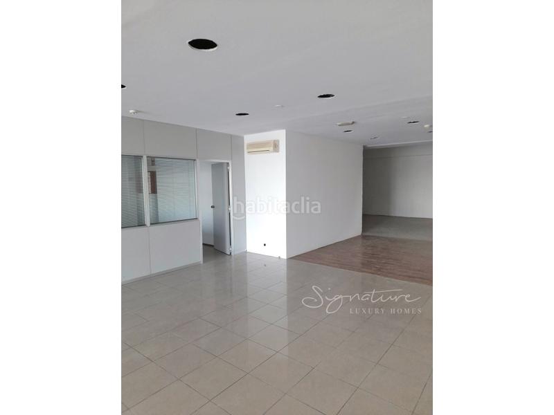 Foto 96506379-1409-452e-bbee-35ccd866d287. Rent business premise in avenida corts catalanes 2 in Sant Cugat del Vallès