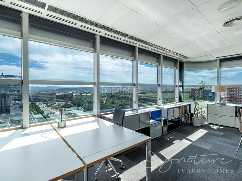 Foto c0d92d14-1db5-47ea-ae8a-432d4a6592ef. Rent office space in avenida francesc macia de 60 in Sabadell